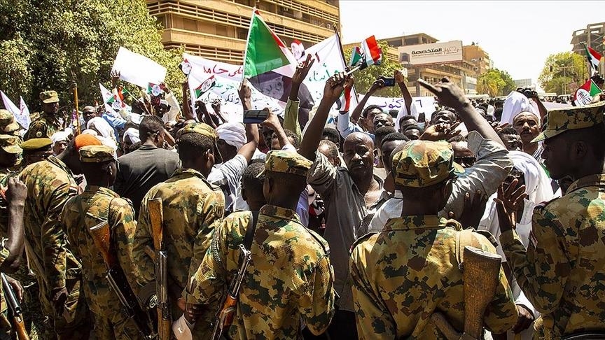 Σουδάν:  Ο στρατηγός Μπουρχάν παύει τους πρεσβευτές σε Τουρκία, ΗΑΕ, Νότια Αφρική