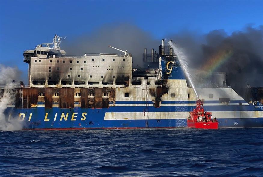 Υπουργείο Ναυτιλίας για Euroferry Olympia: Εξαντλήθηκαν όλες οι δυνατότητες έρευνας και διάσωσης