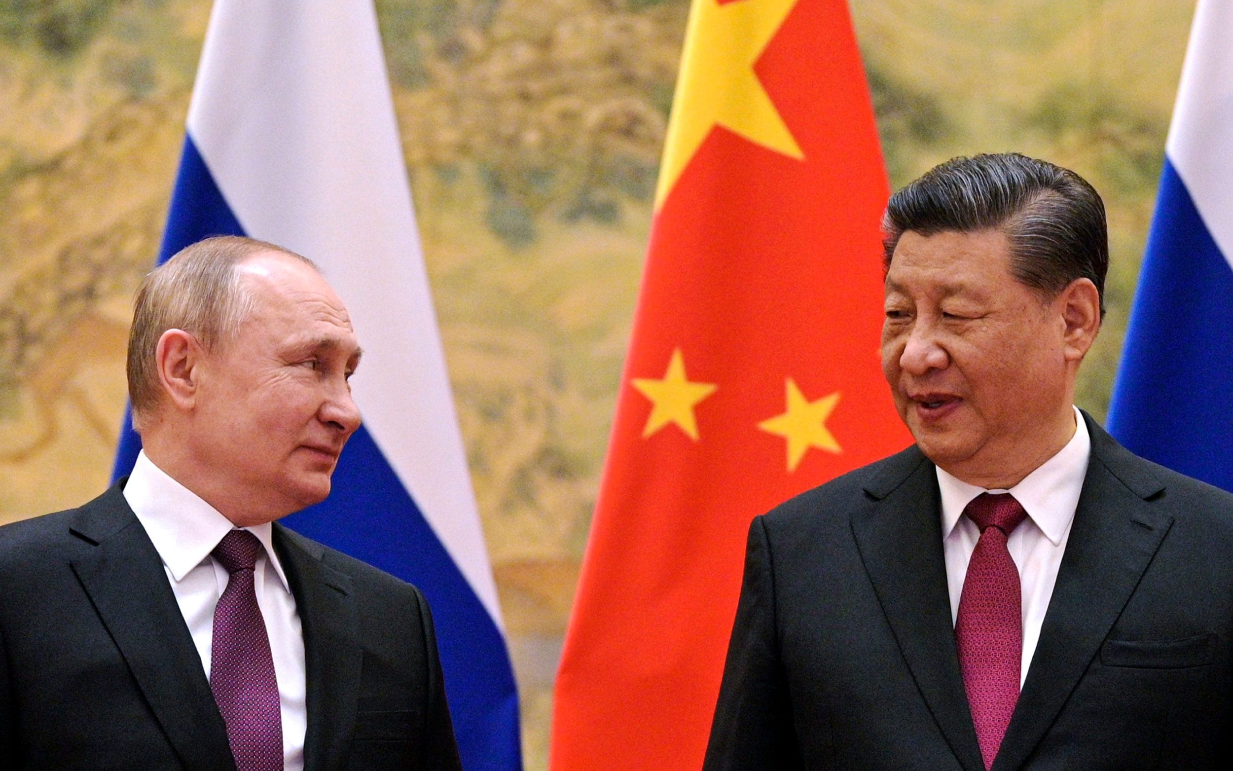 Η Κίνα αρνείται να χαρακτηρίσει εισβολή τις ενέργειες της Ρωσίας στην Ουκρανία