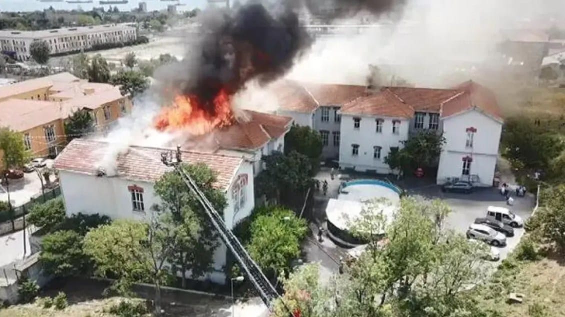 Φωτιά στο ελληνικό νοσοκομείο στην Κωνσταντινούπολη