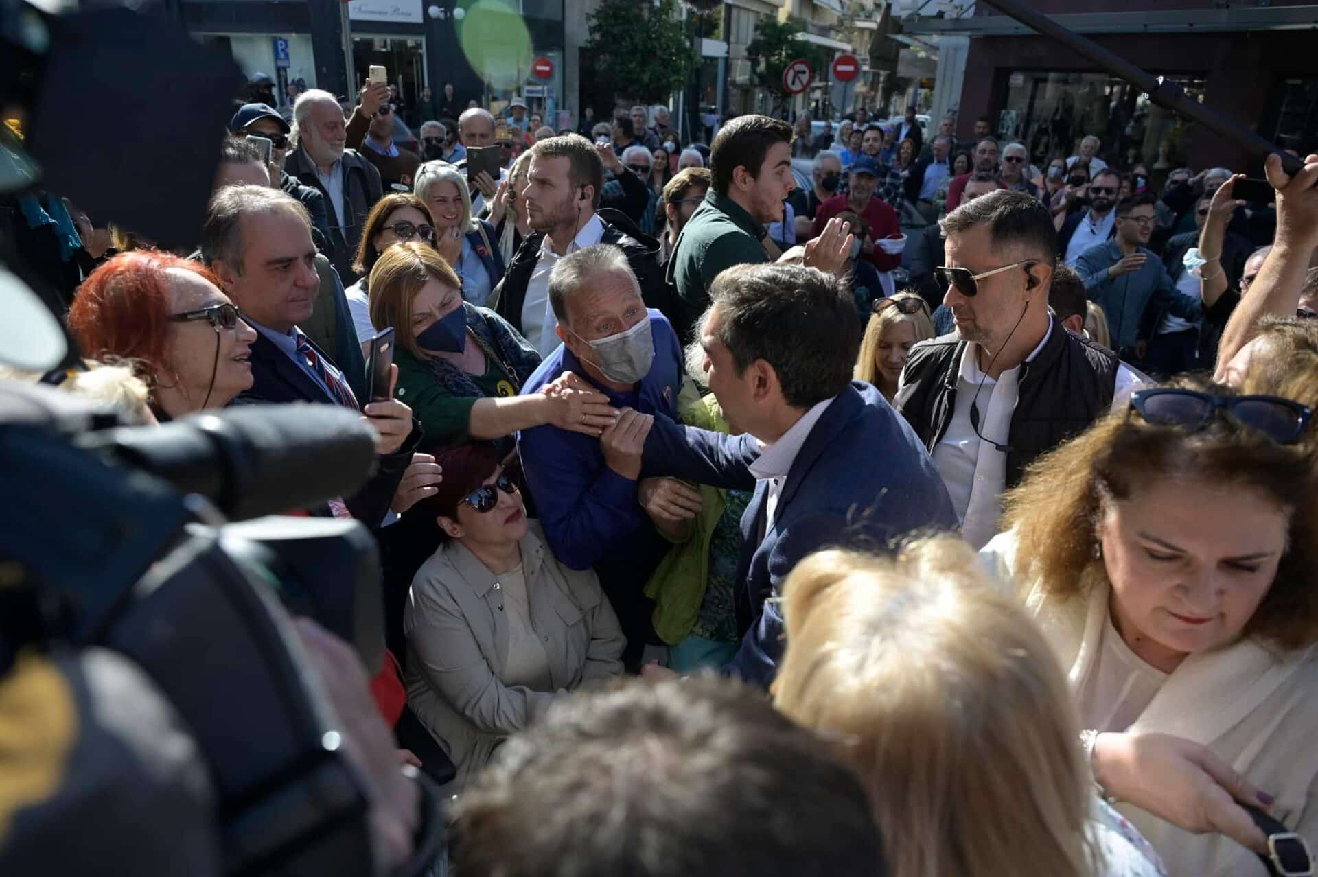 Τσίπρας: Οι μεσαίοι γίνονται φτωχοί, οι φτωχοί απελπισμένοι