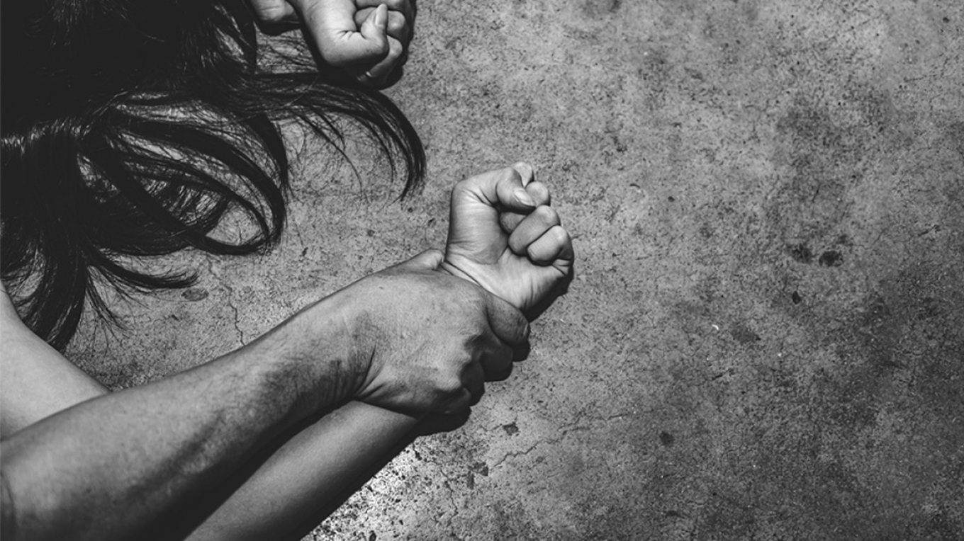 Καλαμάτα: Γράμμα ανήλικης που τη βίαζε ο πατέρας της - «Πώς ένα παιδικό μυαλό να βρει δύναμη;»