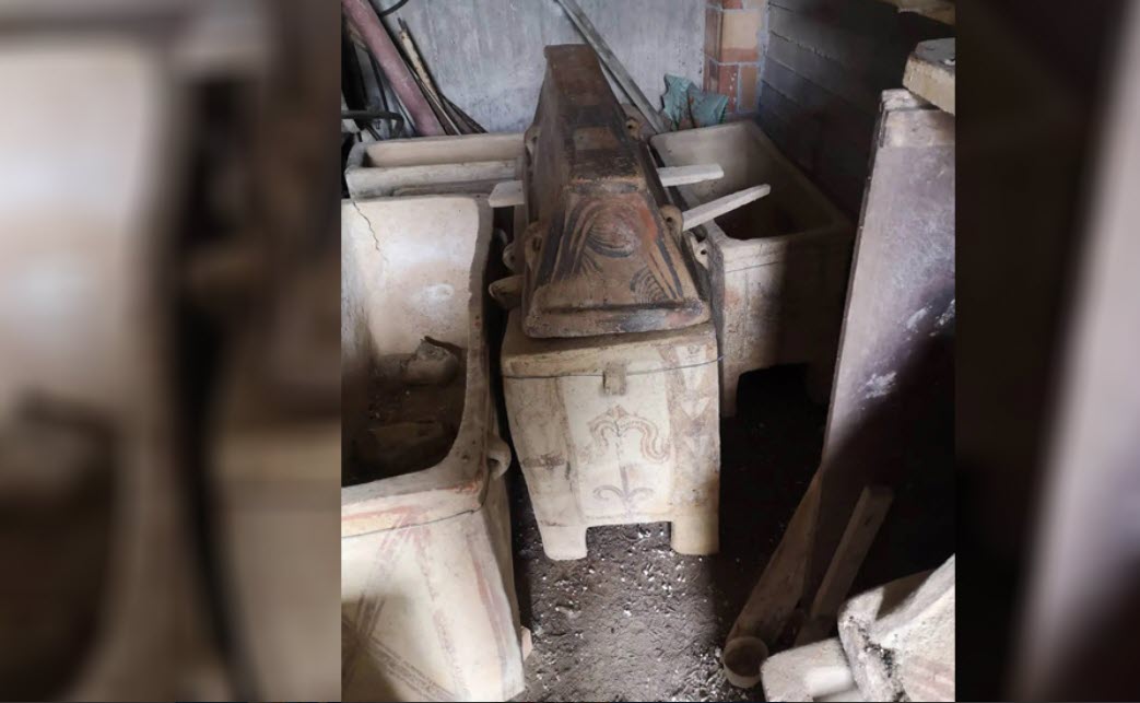 Κρήτη: Κύκλωμα αρχαιοκαπηλίας - Παραδόθηκαν στις αρχές τα δύο άτομα που αναζητούνταν