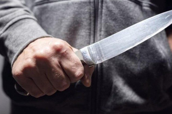 Πειραιάς: 65χρονος μαχαίρωσε 51χρονο για μια θέση πάρκινγκ!