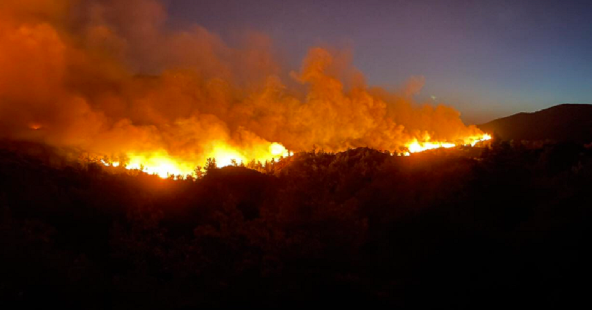 Πυροσβεστική: 63 πυρκαγιές εκδηλώθηκαν το τελευταίο 24ωρο - Πολλαπλές αναζωπυρώσεις σε Ρόδο, Κέρκυρα και Εύβοια