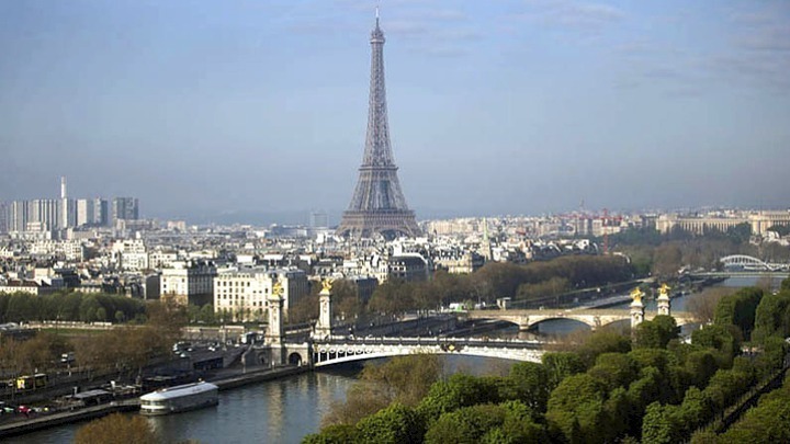 Γαλλία: Λήξη της απεργίας των εργαζομένων στον Πύργο του Άιφελ - Θα ανοίξει και πάλι αύριο για το κοινό
