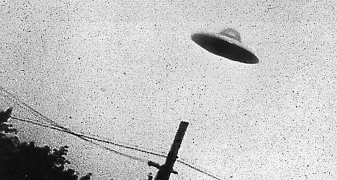 NASA για UFO: Δεν υπάρχει απόδειξη ότι έχουν εξωγήινη προέλευση (Βίντεο)