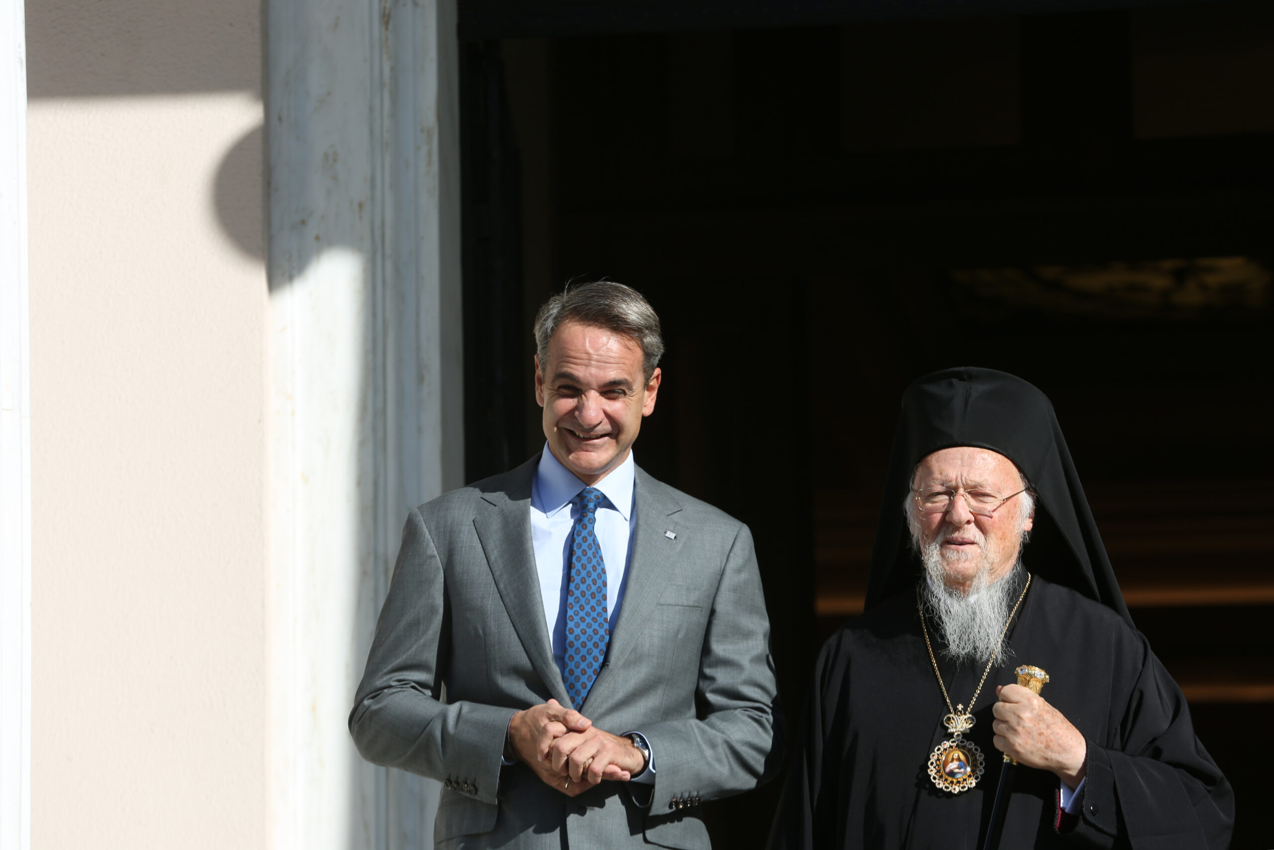 Συνάντηση Μητσοτάκη με τον Οικουμενικό Πατριάρχη Βαρθολομαίο στην Ελβετία
