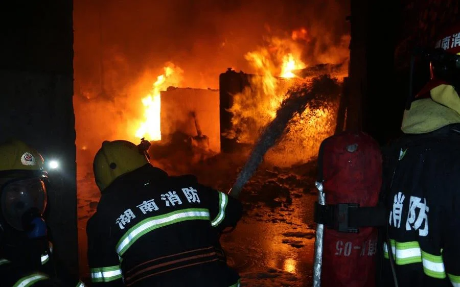 Κίνα: 13 νεκροί από πυρκαγιά σε κοιτώνα σχολείου