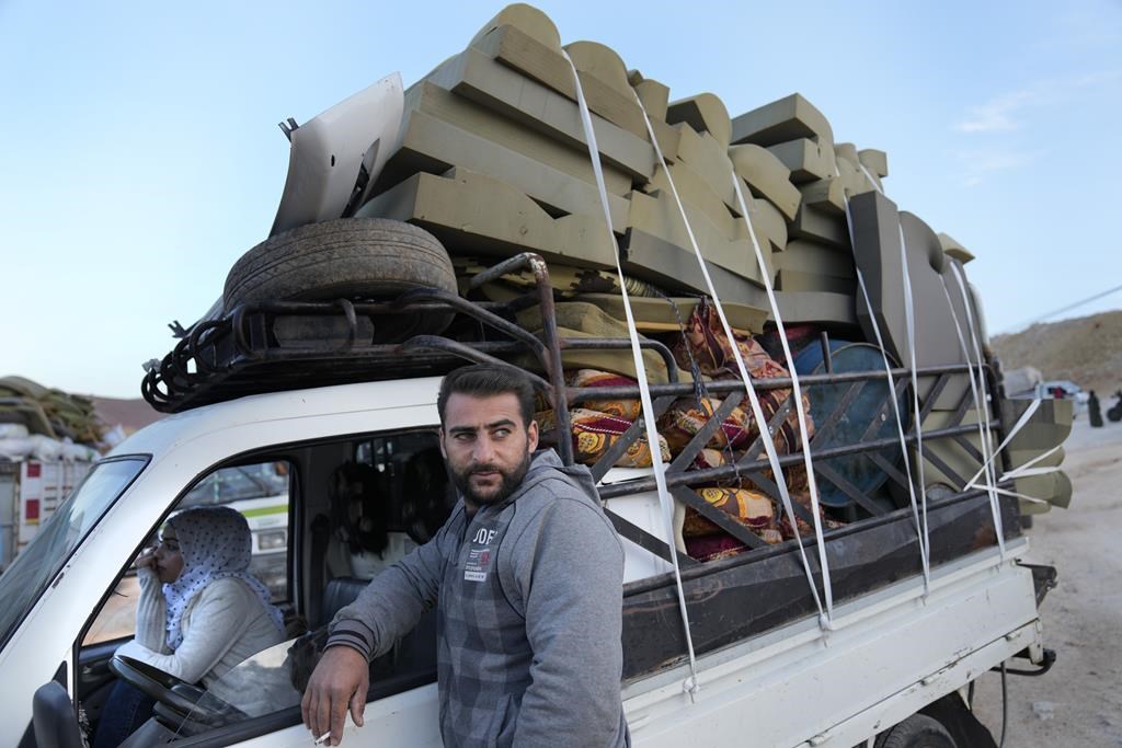 Λίβανος: Εκατοντάδες εκτοπισμένοι Σύριοι επιστρέφουν με κατεύθυνση προς τη βόρεια Συρία