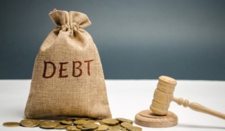 Ληξιπρόθεσμα χρέη: Πότε χαρακτηρίζονται ανεπίδεκτα είσπραξης και μπαίνουν στο χρονοντούλαπο – Νέα κριτήρια και προϋποθέσεις