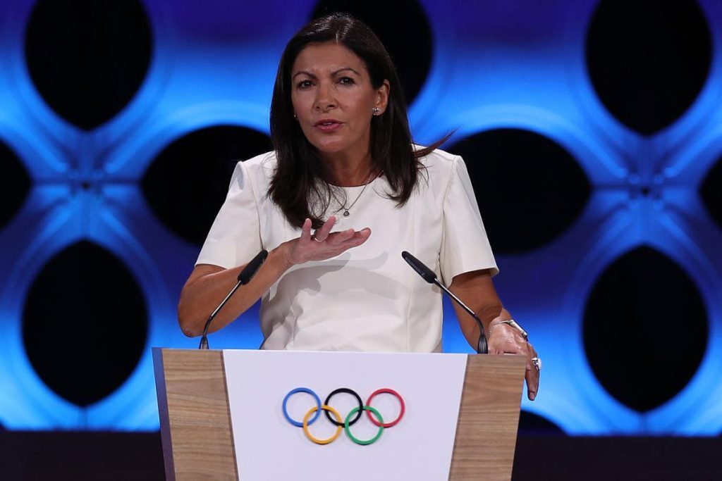 Αν Ινταλγκό: «Ο Μακρόν θα καταστρέψει τη γιορτή των Ολυμπιακών Αγώνων»