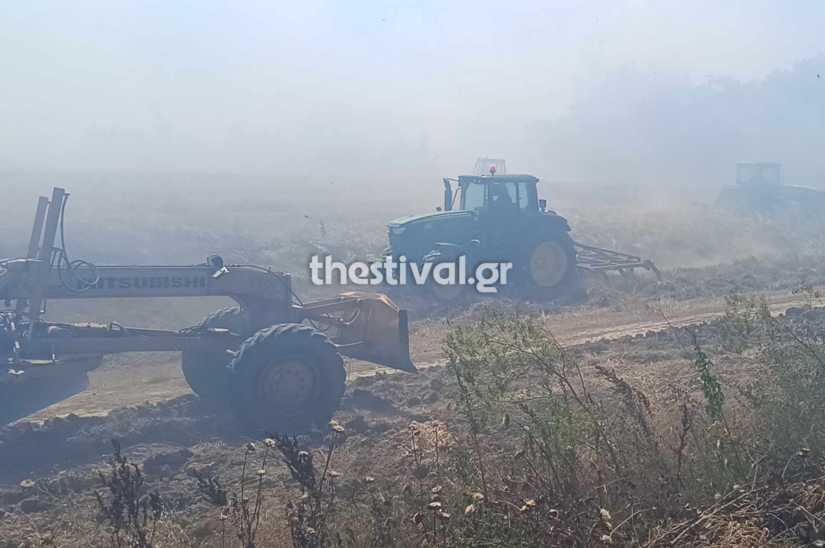 Κιλκίς: Μαίνεται η φωτιά στο Χέρσο, εκκενώνεται ο οικισμός – Μάχη να μην φτάσουν οι φλόγες σε δεξαμενή προπανίου (Βίντεο)