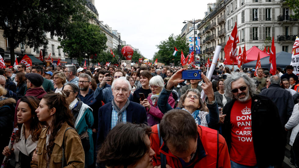 Γαλλία: «Μέτωπο» 170 νυν και πρώην διπλωματών κατά της ακροδεξιάς ενόψει βουλευτικών εκλογών