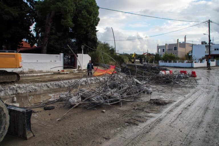 Κακοκαιρία: Προβλήματα σε Αχαΐα και Αιτωλοακαρνανία – Οι κλειστοί δρόμοι